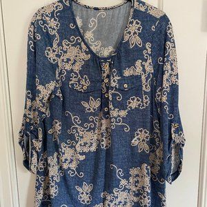 Women's Blue and White Top